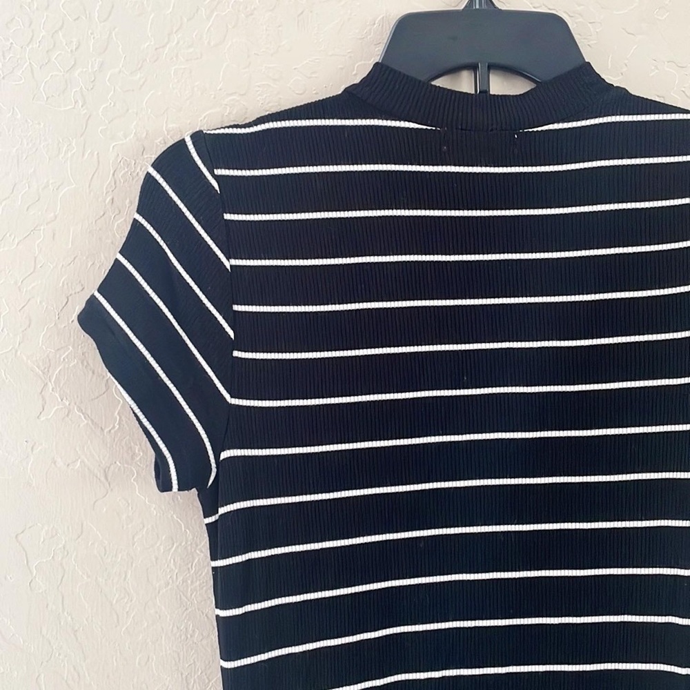 🌿Final Sale
American Eagle Striped Black and White Ribbed Knit Cozy Dress - Picture 7 of 9